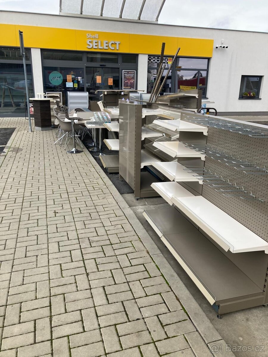 Regály + drobný nábytek z rekonstrukce čerpací stanice - 8