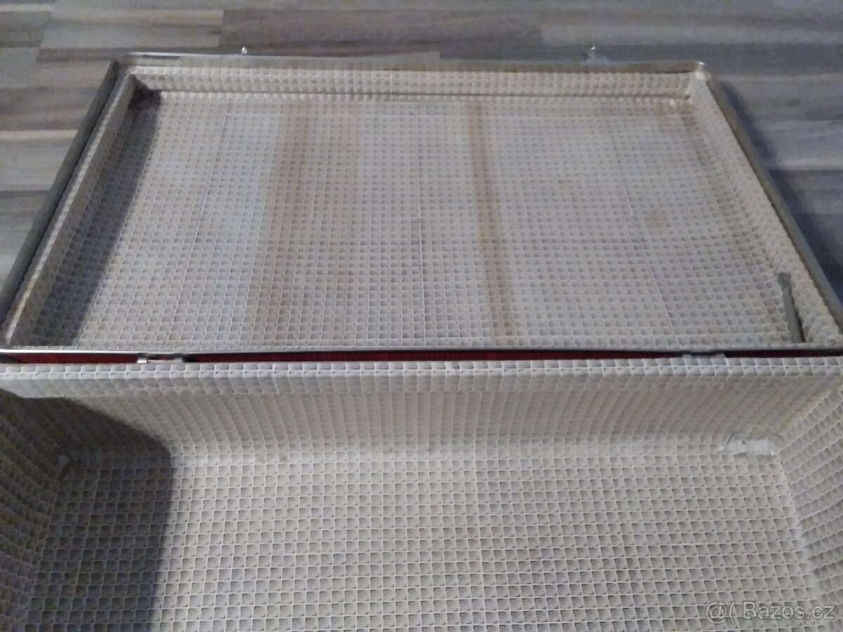 retro Kufr Kazeto - 8