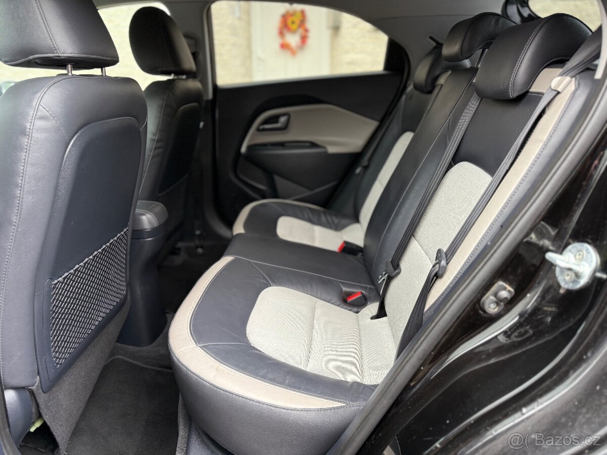 KIA RIO 1,4 CRDi 66KW GT-LINE,NAVI,KAMERA,ALU,TOP - 8