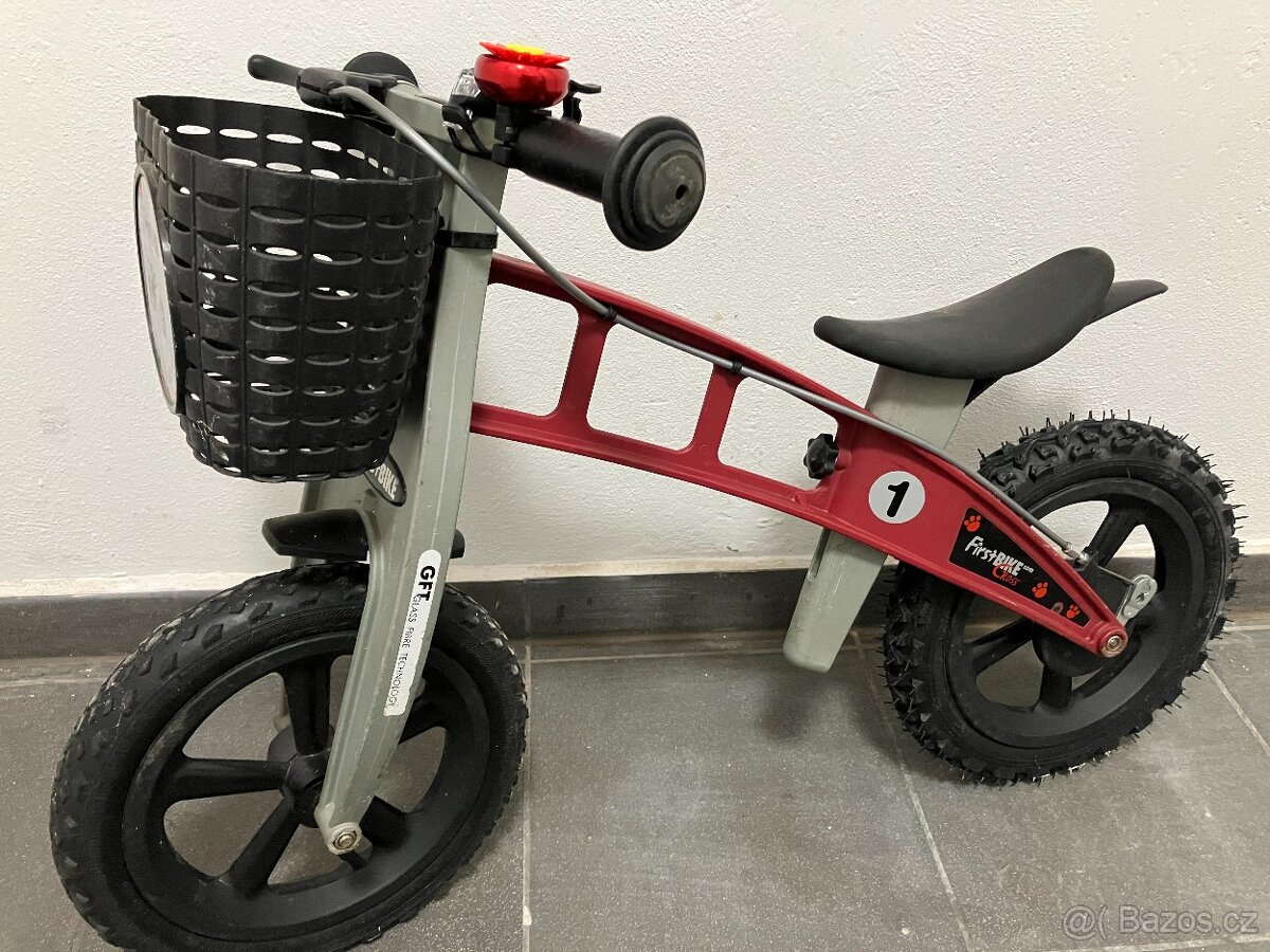 first bike + helma + blikačky - 8