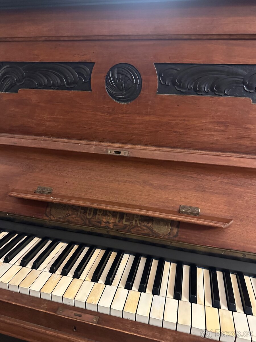 Klavír - 8
