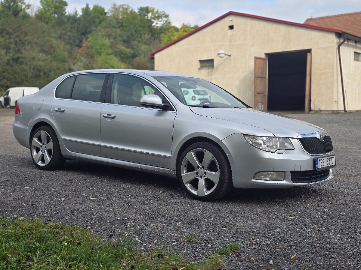 Skoda Superb 1.8i 2009 - 8