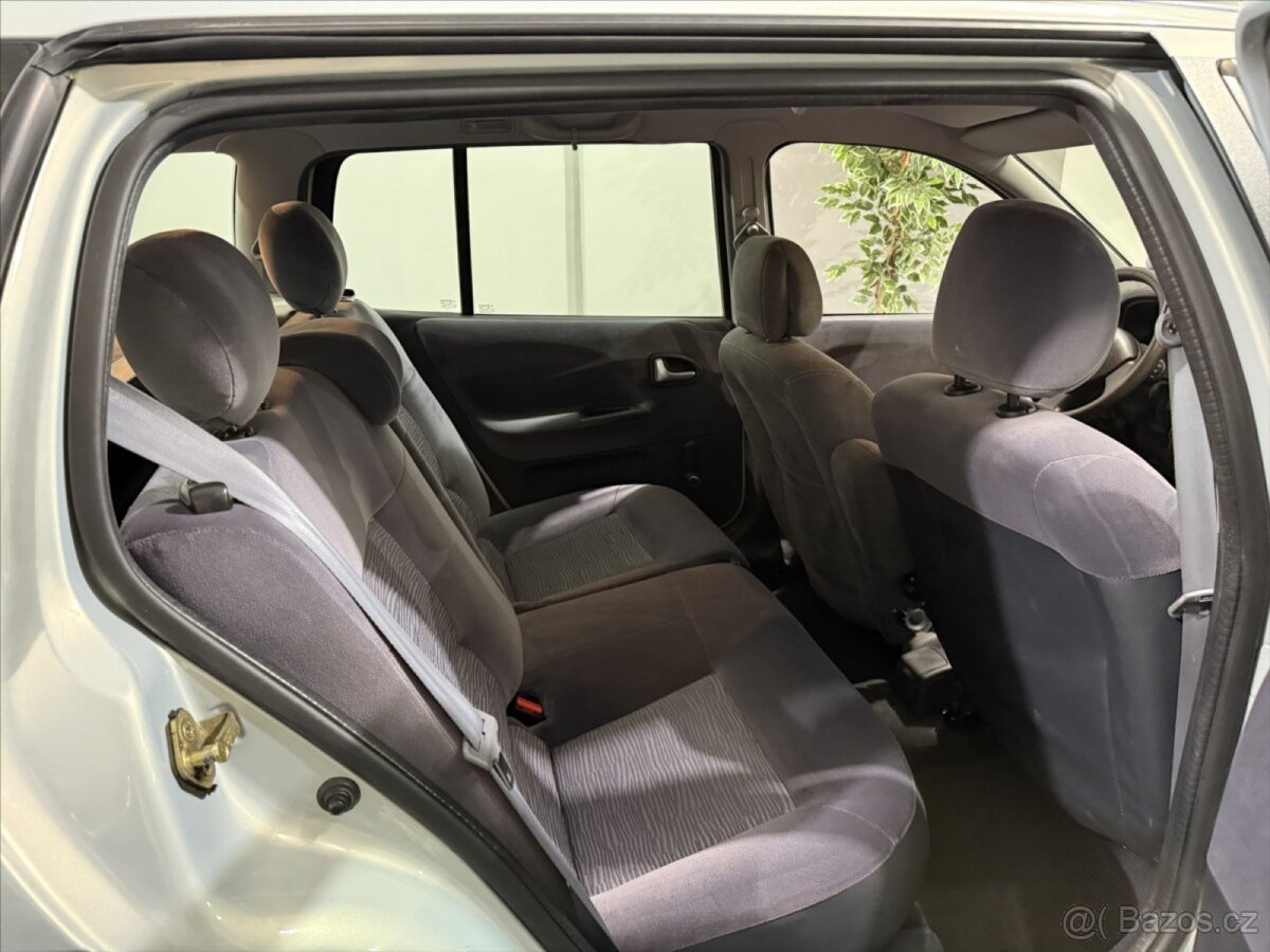 Renault Mégane 1.4 i | KLIMA | ALU | PO ROZVODECH - 8