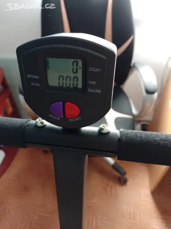 Posilovací stroj - 8