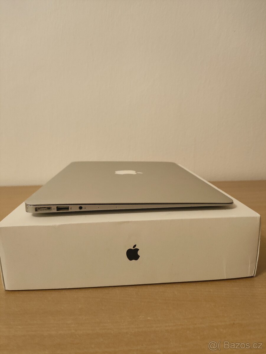 Apple MacBook Air 2015 – i7 | 8GB | 256GB - 8