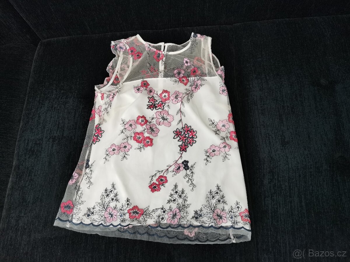 Dámské oblečení - 8