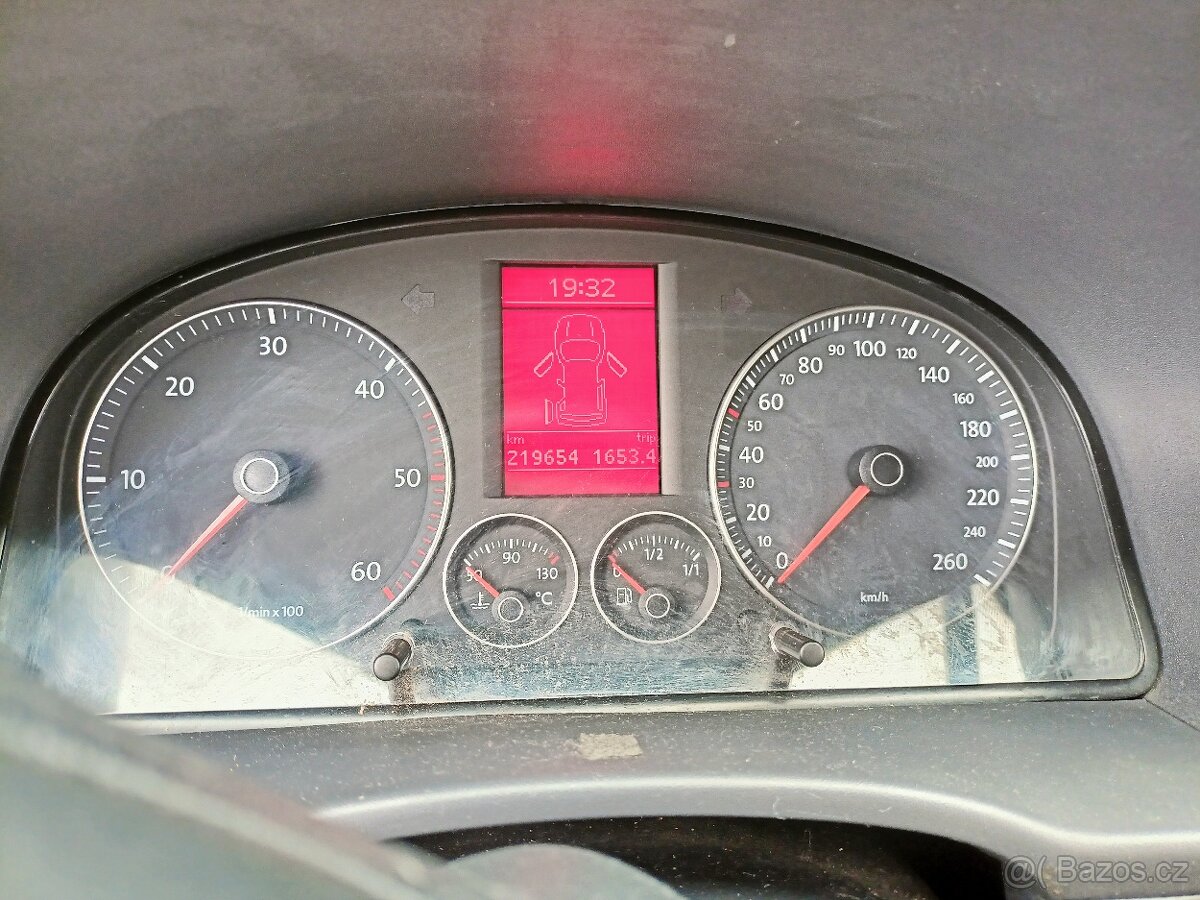 VW Caddy Maxi 1.9 TDI DSG – 7 MÍST – Webasto - 8