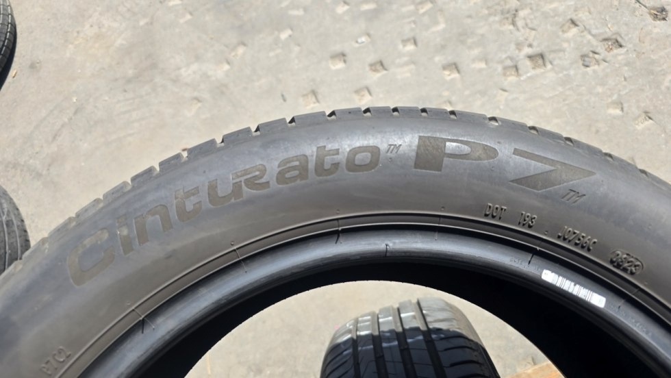 Letní pneu 215/55/17 Pirelli - 8