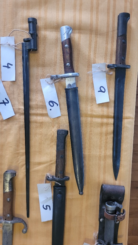 Rozprodám sbírku bodáků - 8