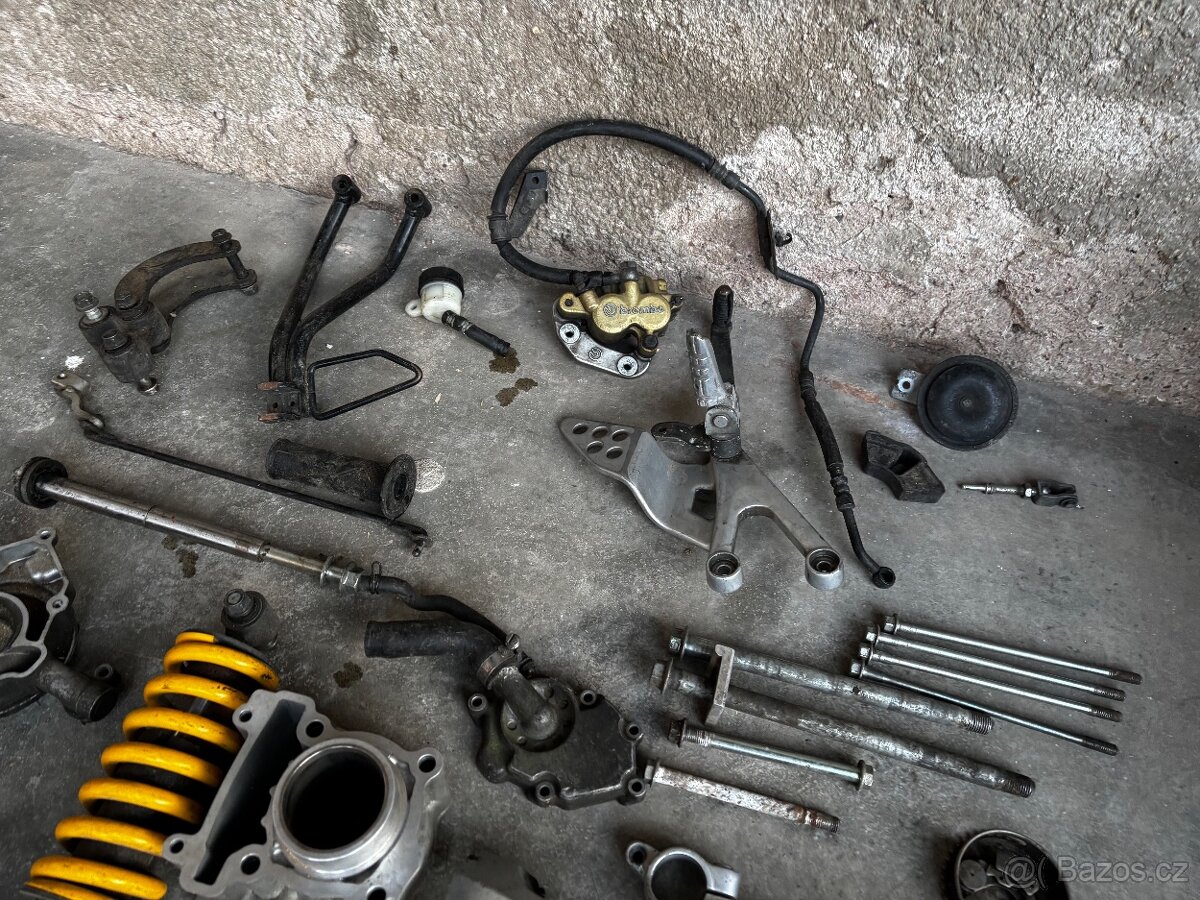 Díly Yamaha Yzf r125 - 8