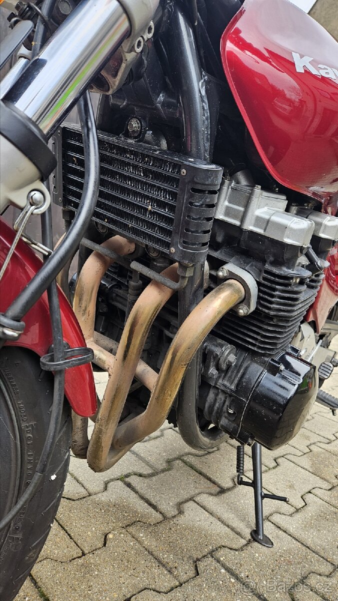 Kawasaki ZR7, r2000 - 8