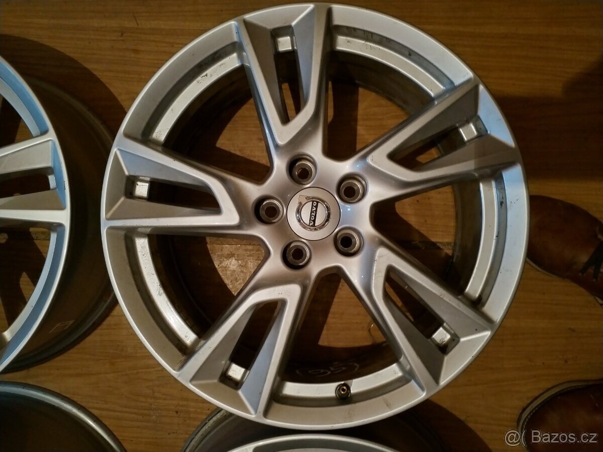 disky 5x108 R18 original VOLVO - 8