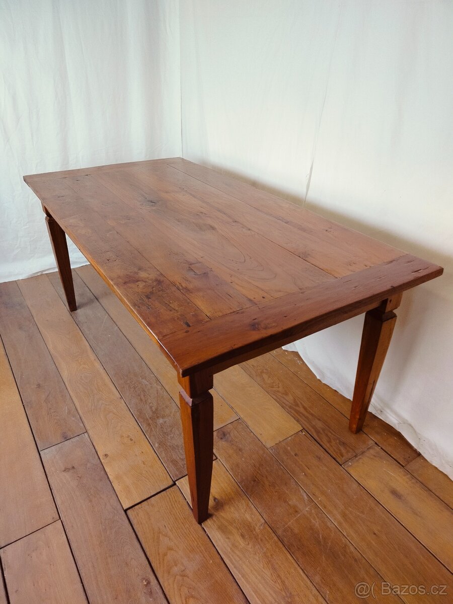 Rustikální jídelní stůl - masiv TEAK - 8