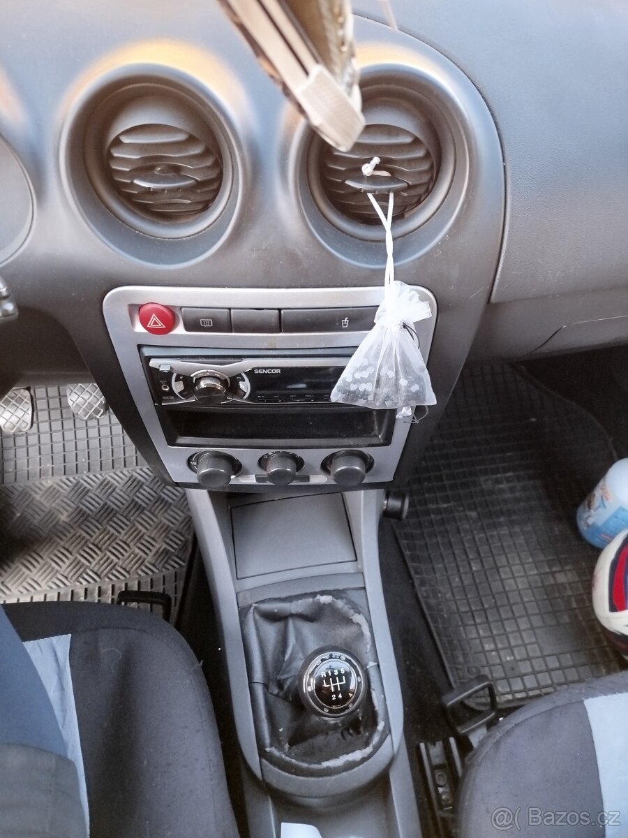 Seat Ibiza - 8