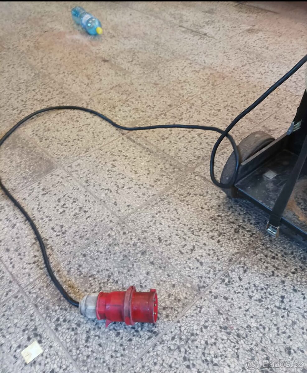 Svářečka CO2 profi - 8