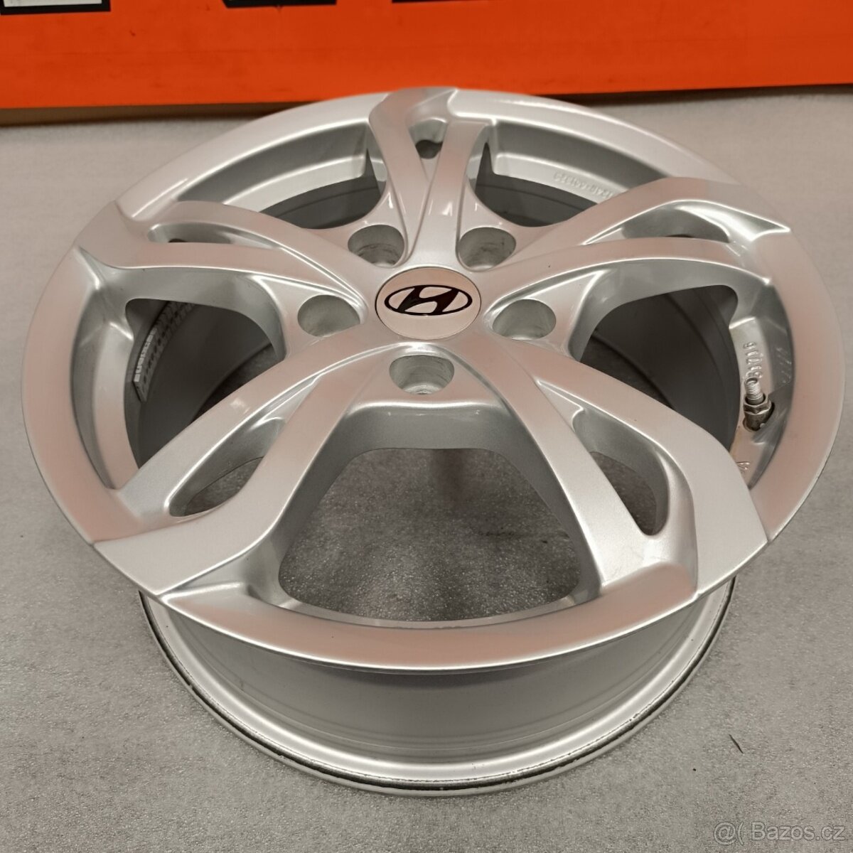 Originální alu kola na Hyundai 6,5Jx16'' , ET45 - 8