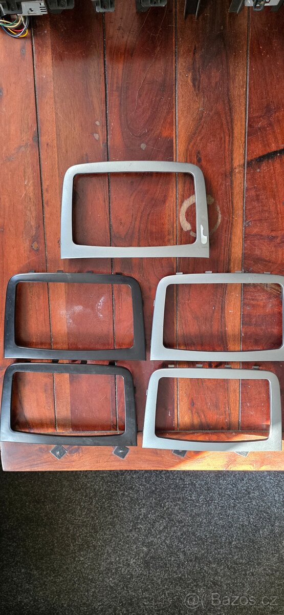 Mercedes-Benz Vito, Viano W 639: okrasné lišty palubovky - 8