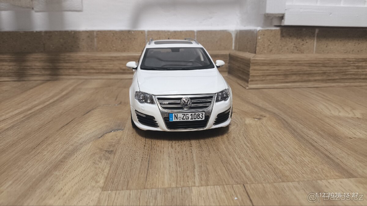 Model Volkswagen Passat Variant R36 1:18 NZG - 8