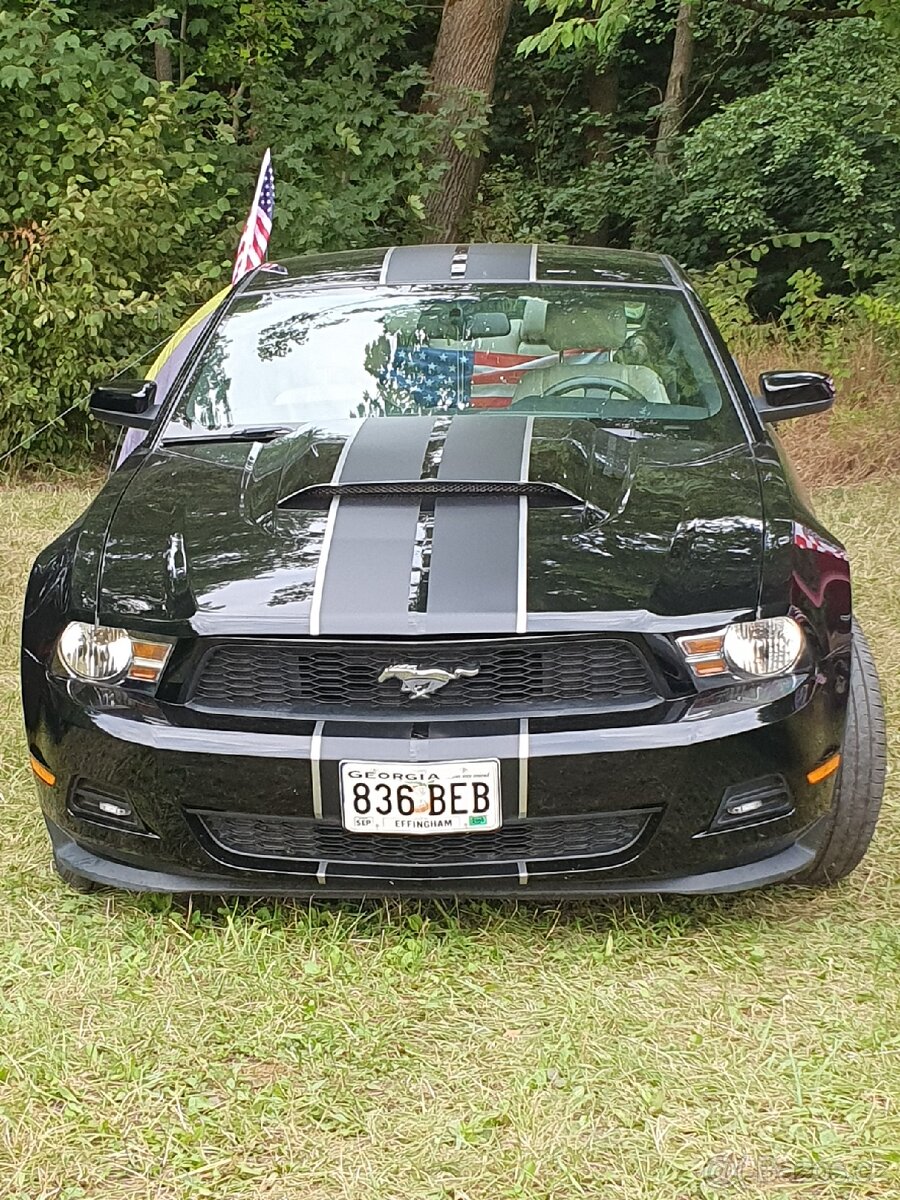 Ford Mustang 2012 V6 3,7 - 8