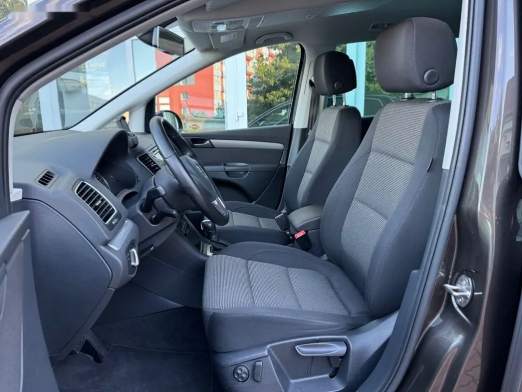 Volkswagen Sharan, 2.0TDI DSG 7 míst - 8