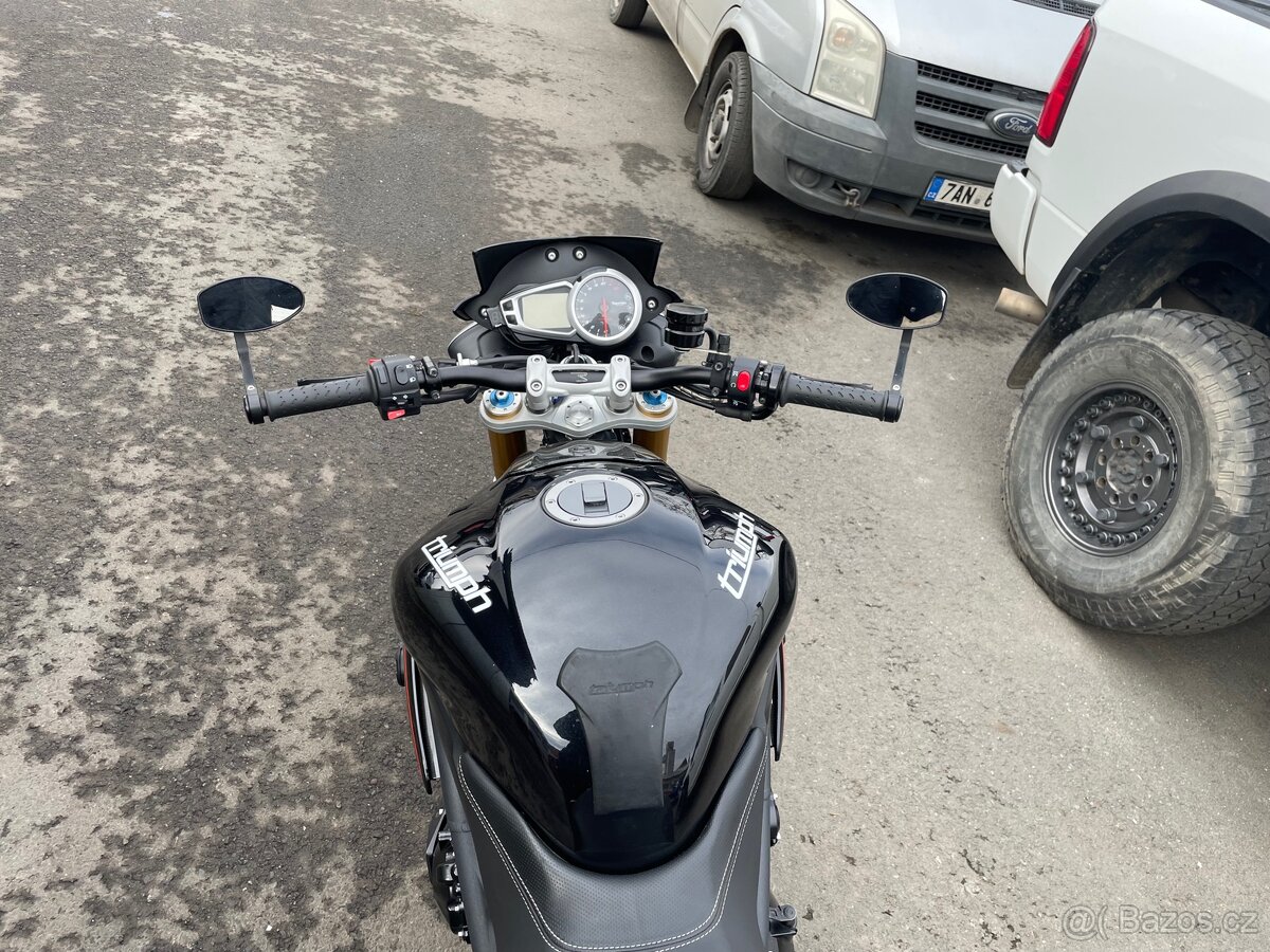 Speed Triple R 1050 - 8