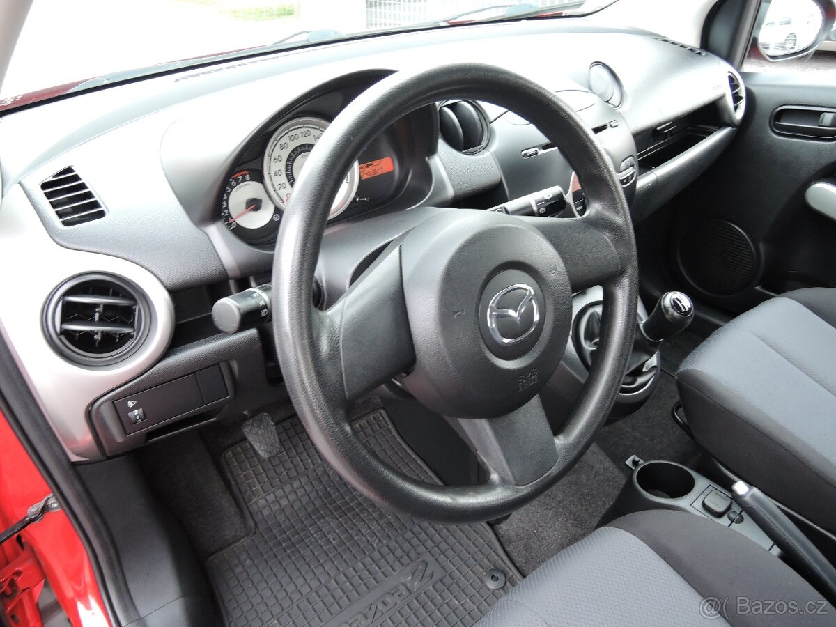 Mazda 2, 1,3i CE Plus MZR Servis 2010 - 8