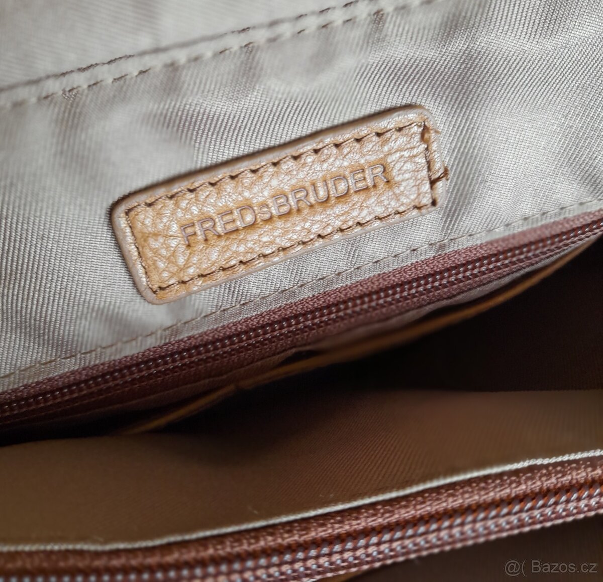 Kožená kabelka FREDsBRUDER zánovní - 8