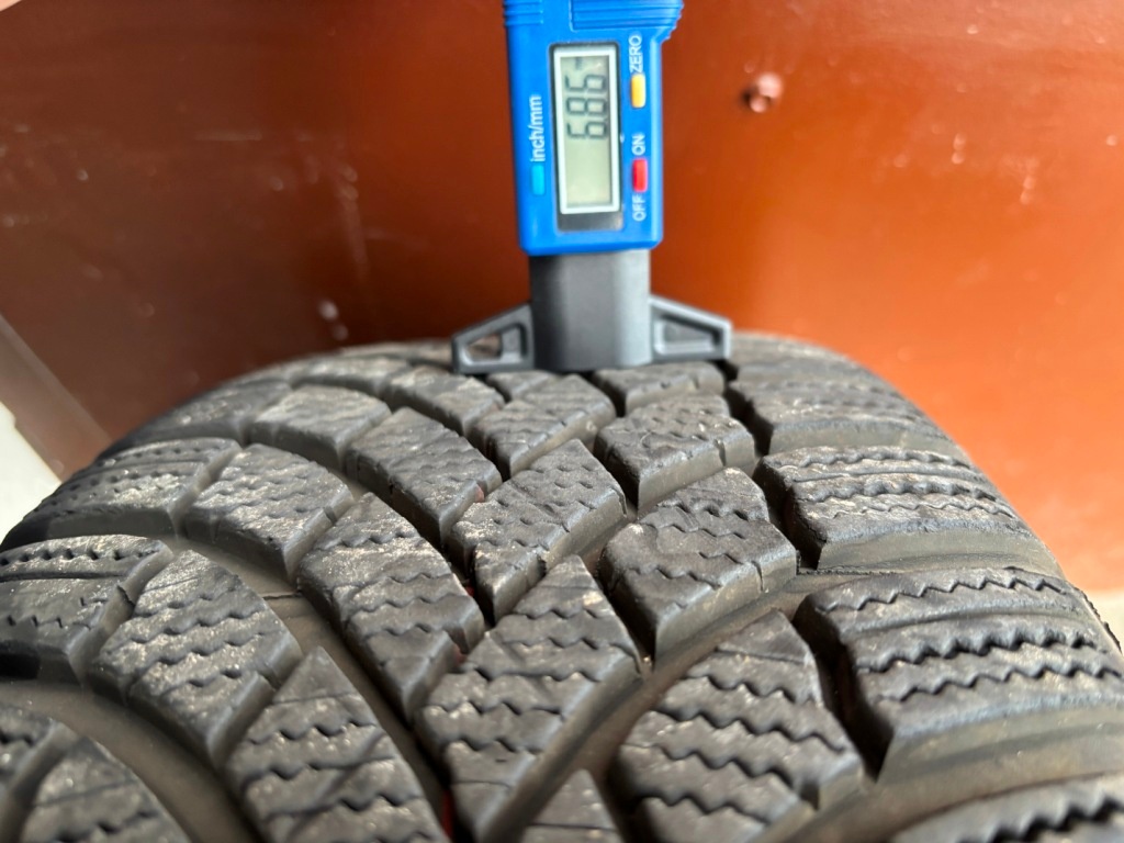 Prodám zánovní zimní alu sadu 17" Škoda Octavia IV - 8