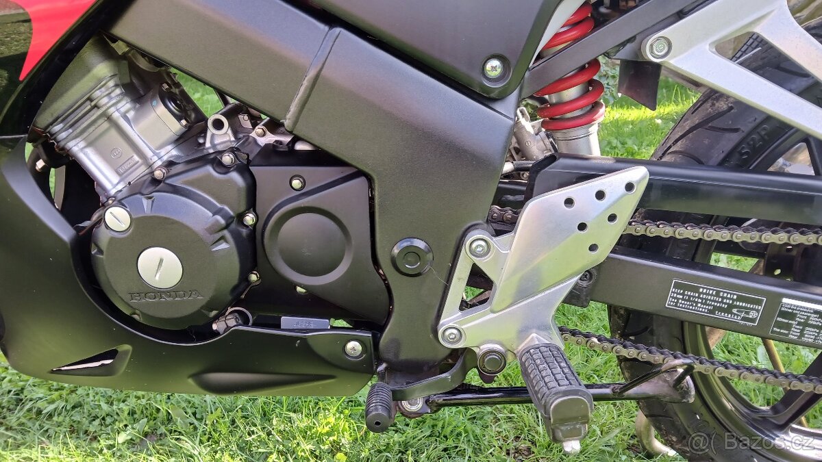 Honda CBR 125r - 8