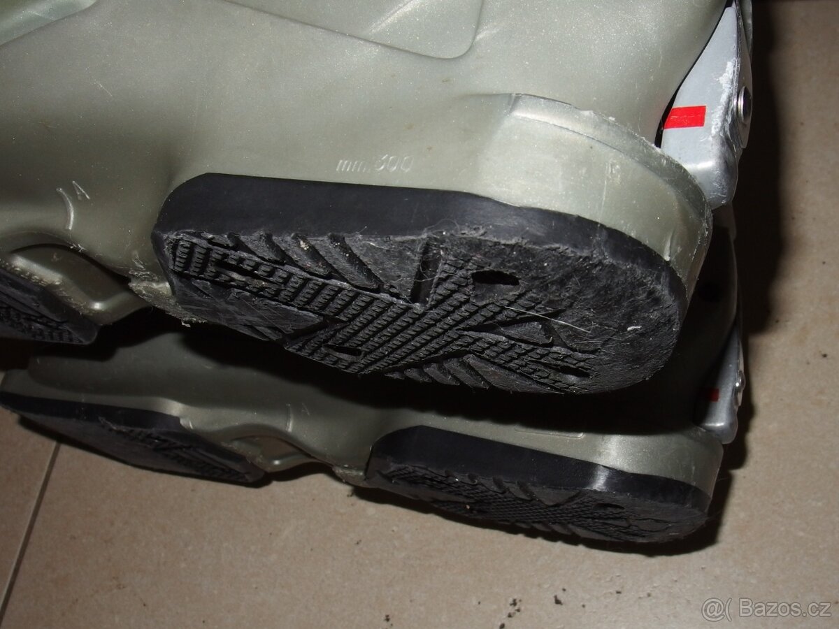 LYŽÁKE PŘEZKÁČE HEAD E-FIT VEL.39 - 8