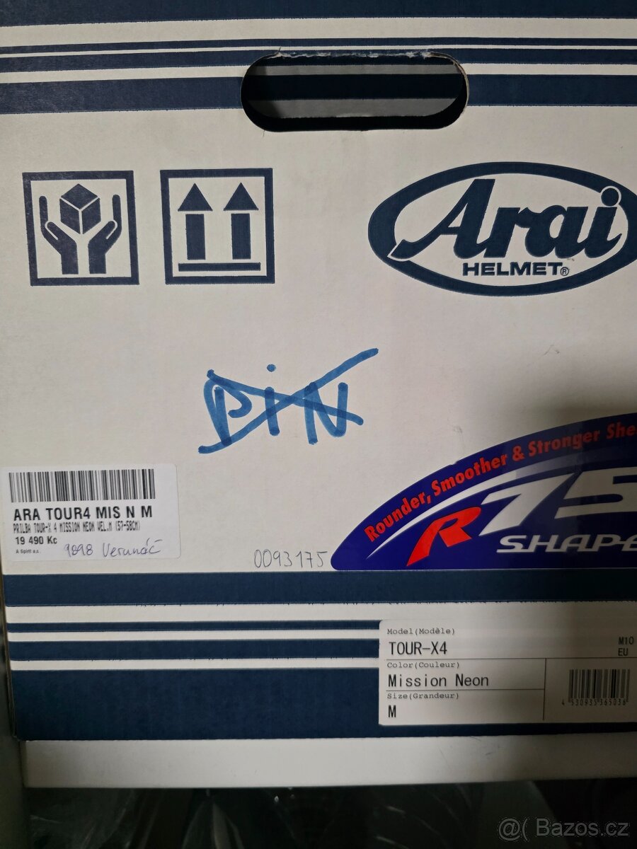 Helma ARAI - 8