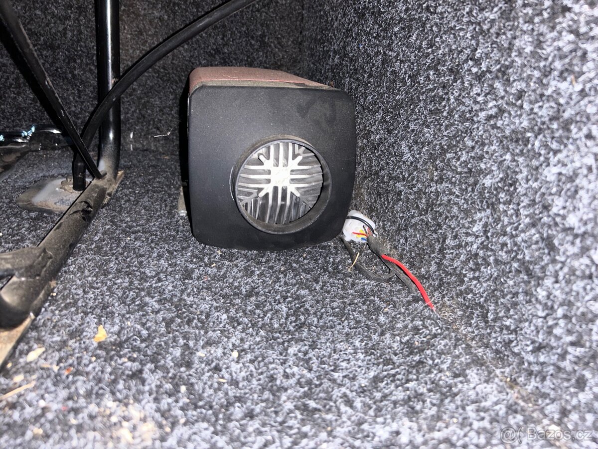 Obytné auto Ford tranzit - 8