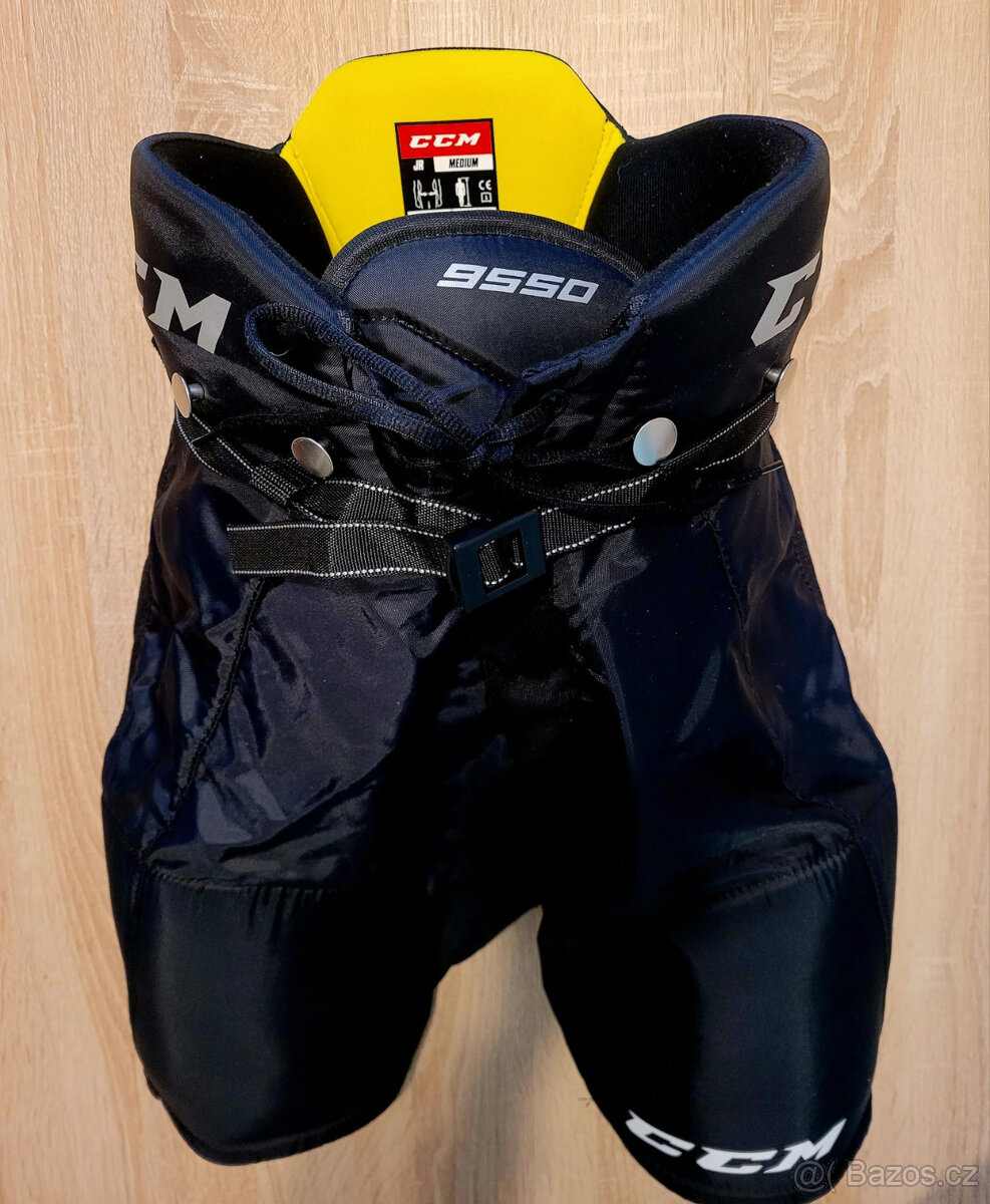 Hokejová výstroj CCM Tacks JUNIOR - vel. M NOVÁ - 8
