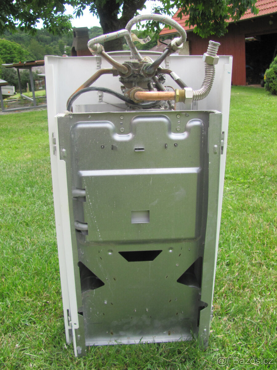 PLYNOVÝ OHŘÍVAČ VODY - PROTHERM - 19KW - 8