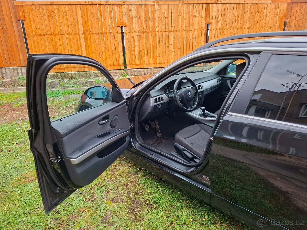 BMW 325i Touring (E91) - 8