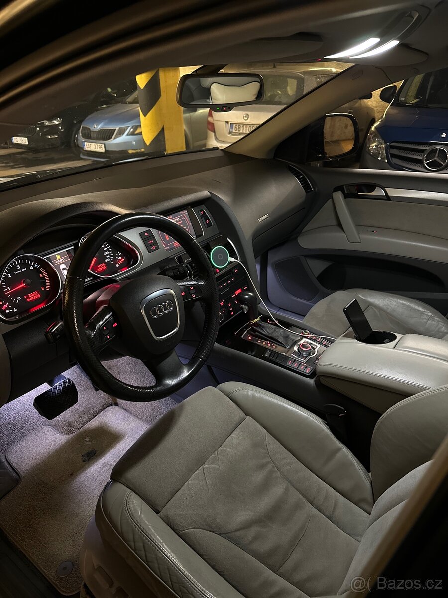 AUDI Q7 (Vyměním) - 8