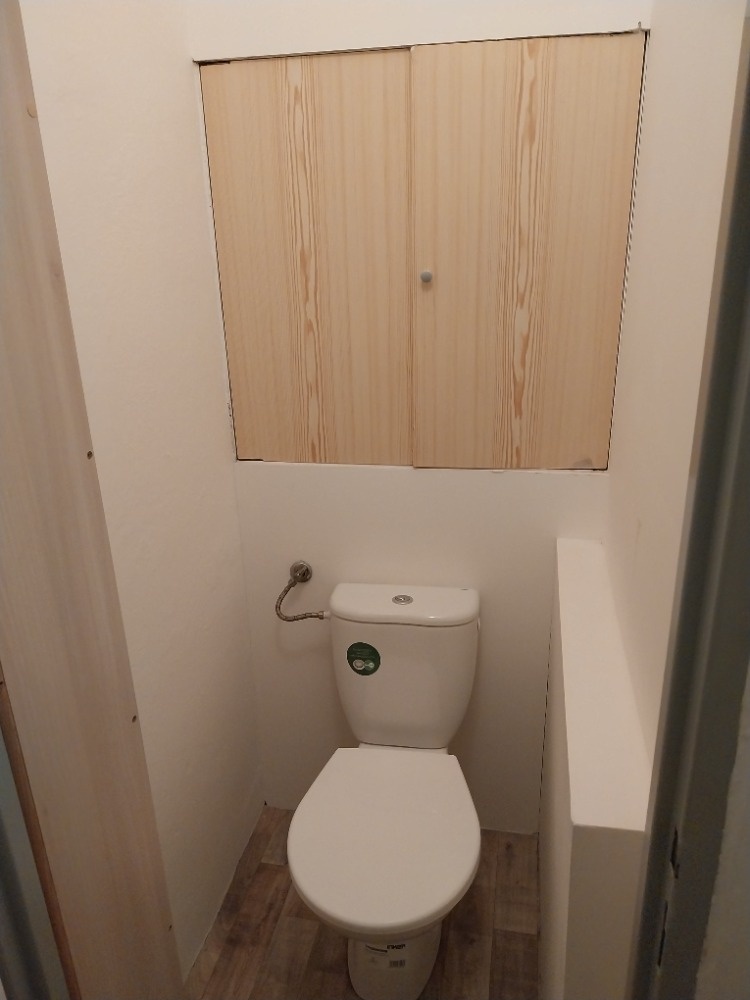 Slunný byt 1+1 v Třinci, ul. Lidická – výborná lokalita - 8