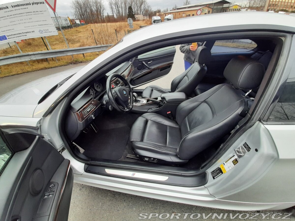BMW 3 335 is E92 M SPORT limitka N54B30T0 jako M2 a M3 - 8