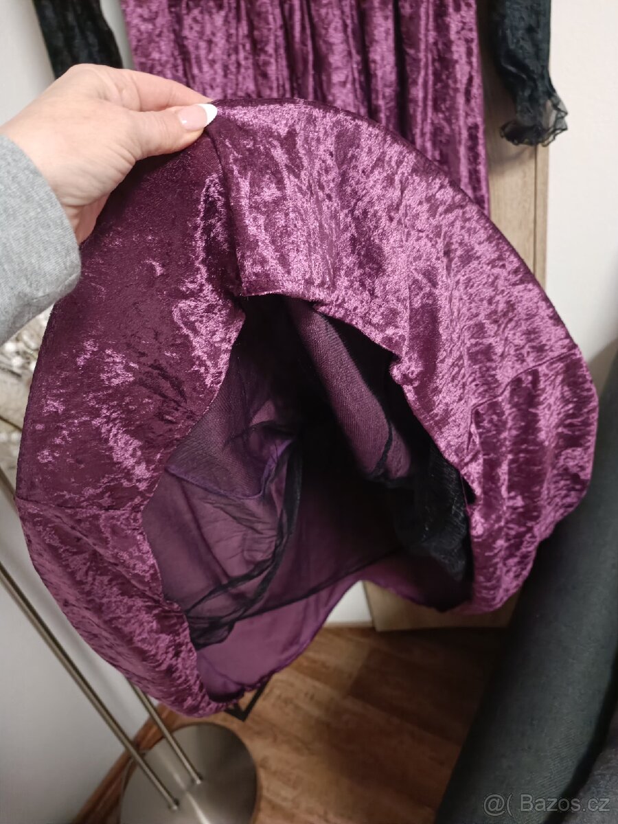 Dámské dobové šaty - 8