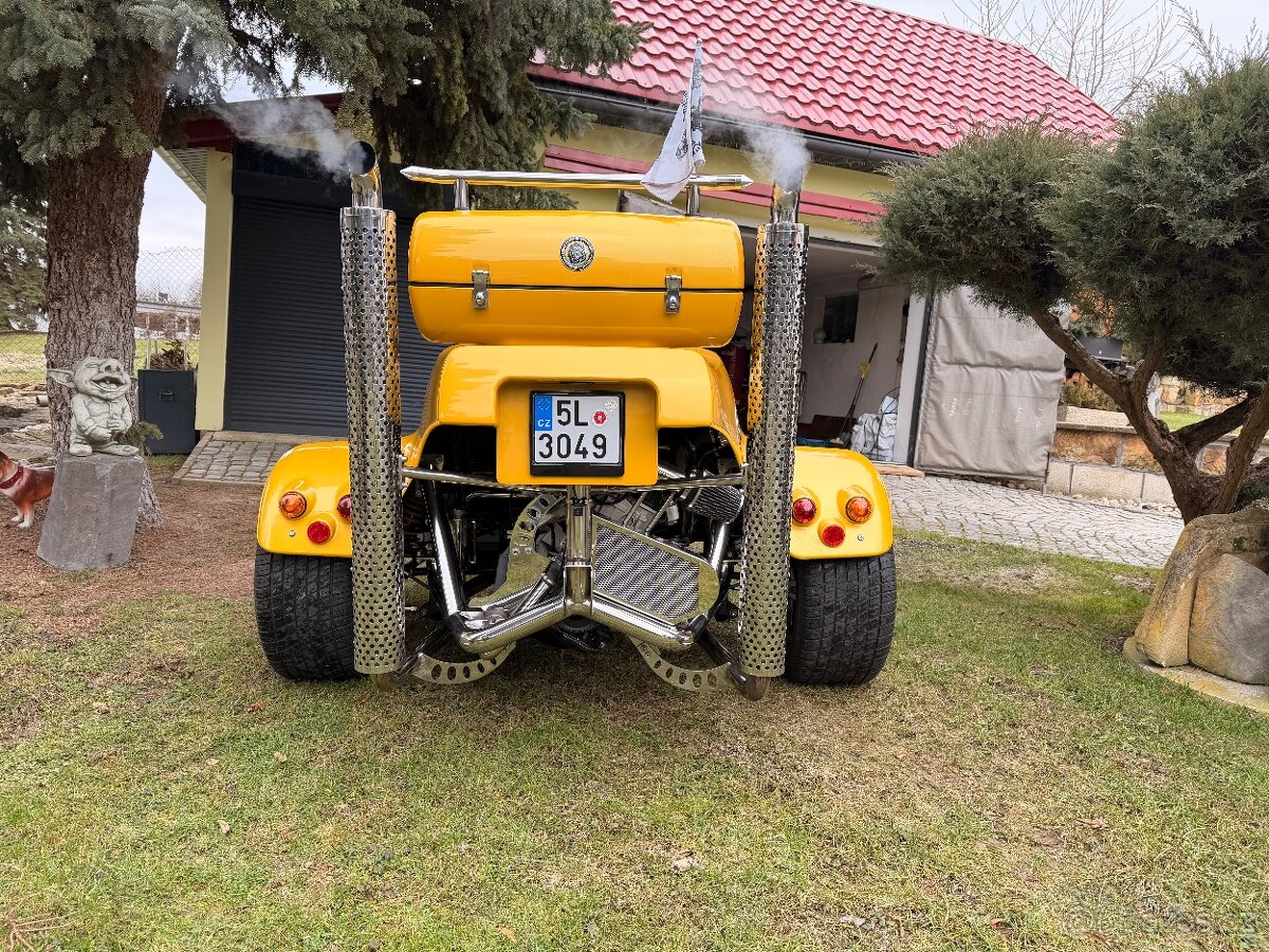 Prodám trike(tříkolku) Thunderbolt Streamer - 8