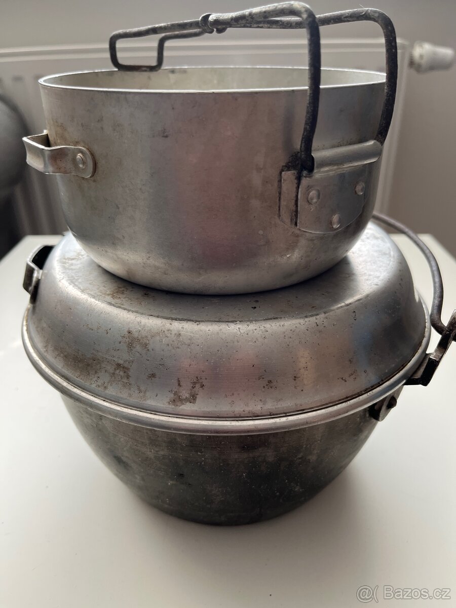 Vojenské kovové nádobí - 8