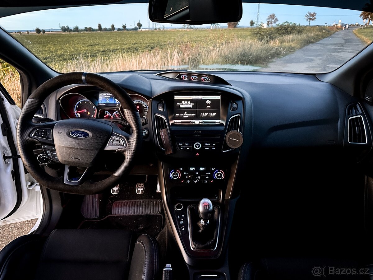 Ford focus RS mk3 - 8