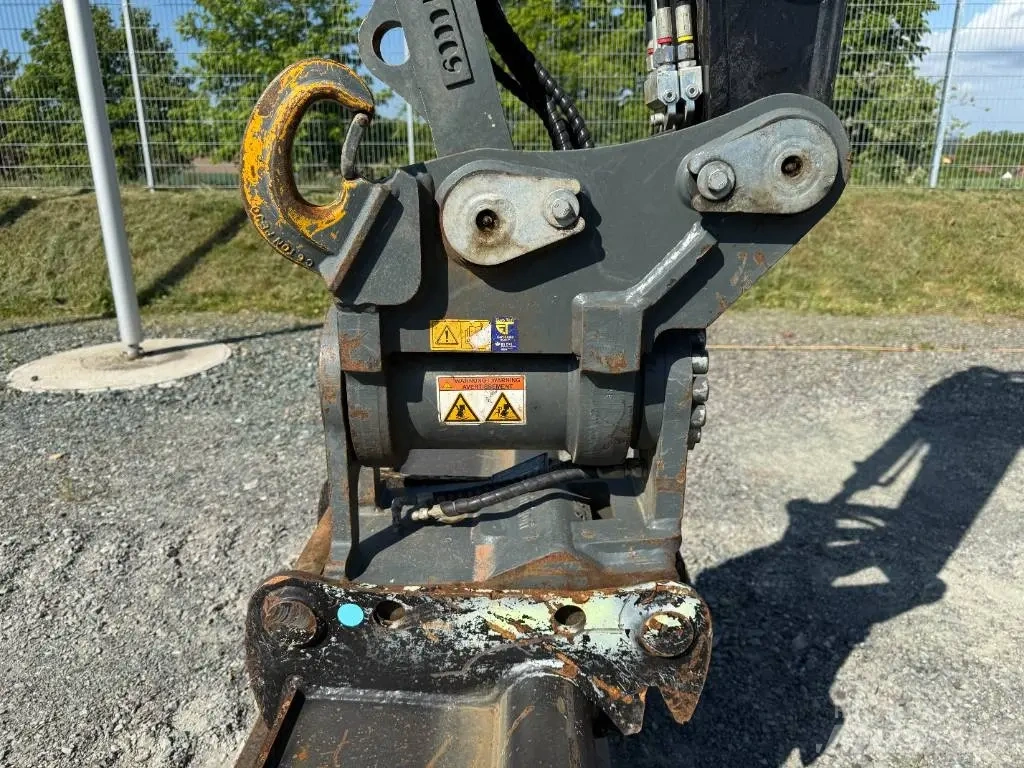 Pásový bagr Wacker Neuson EZ 80 - 8