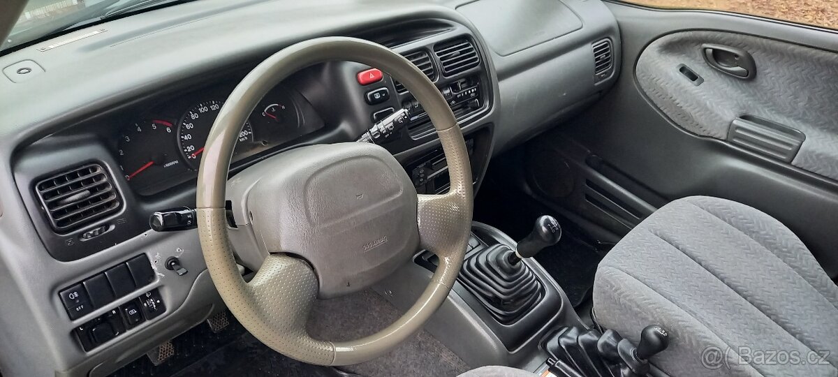 Suzuki Vitara 4x4 - 8