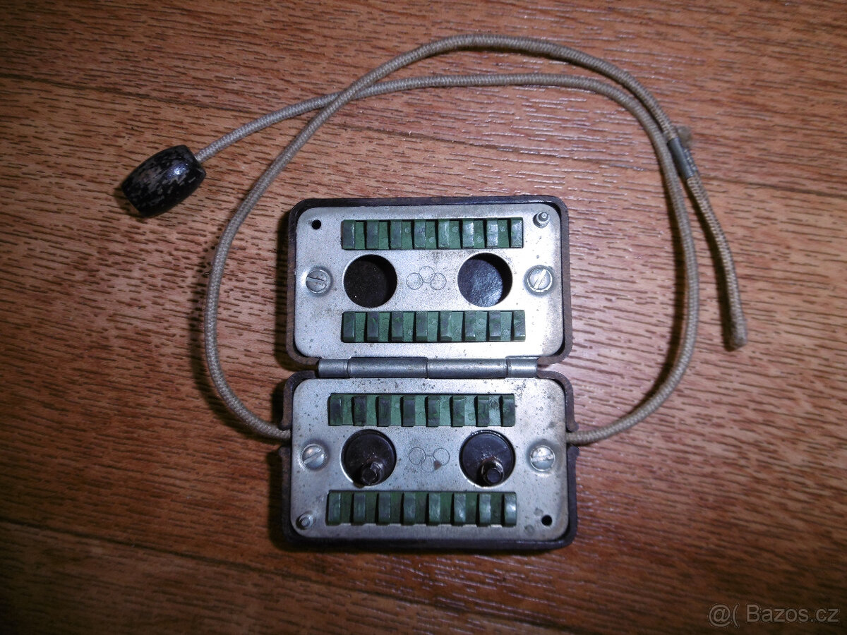 Stara rucni vrtacka RETRO - 8