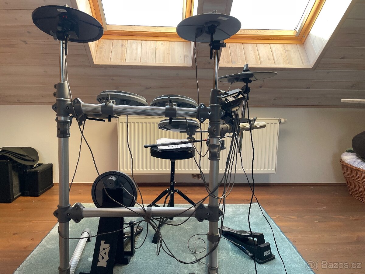 Elektronické bicí KAT - 8