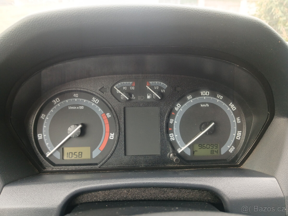 Škoda Fabia Com 1.4i Jen 96.000 Km KLIMA - 8