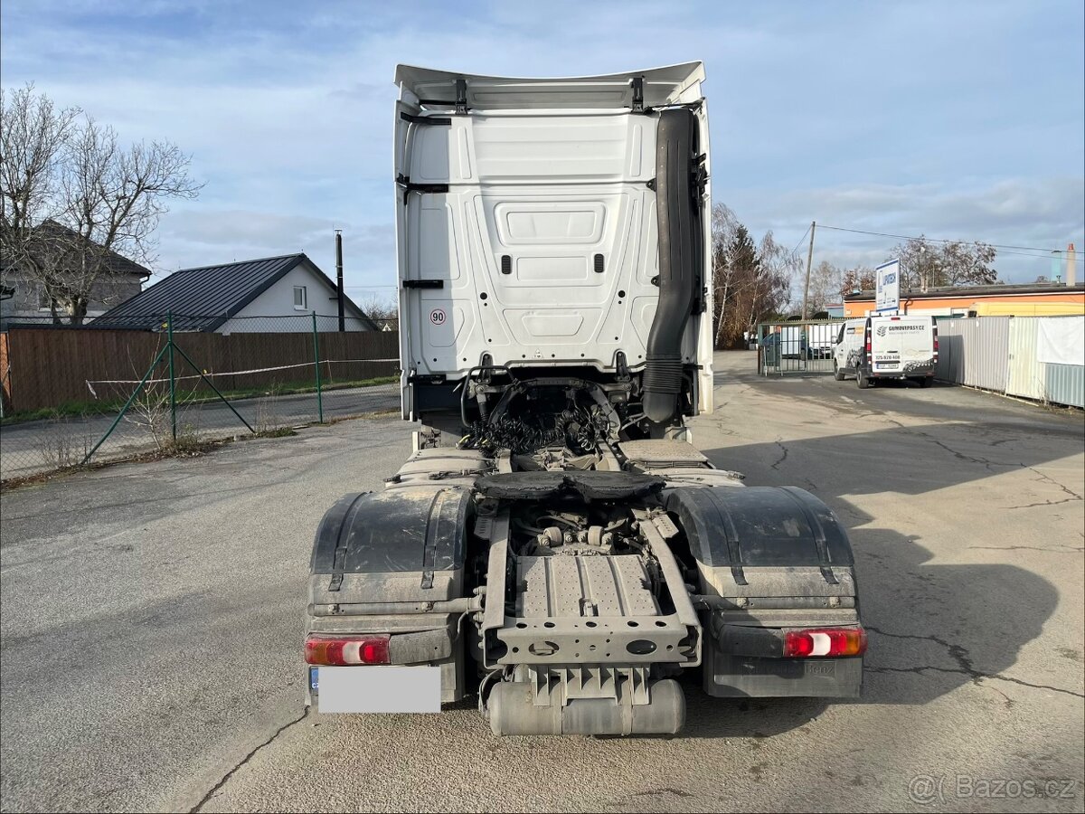 Tahač Mercedes-Benz Actros 1845 LowDeck - 8