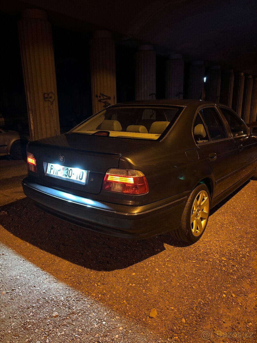 BMW E39 525tds - 8