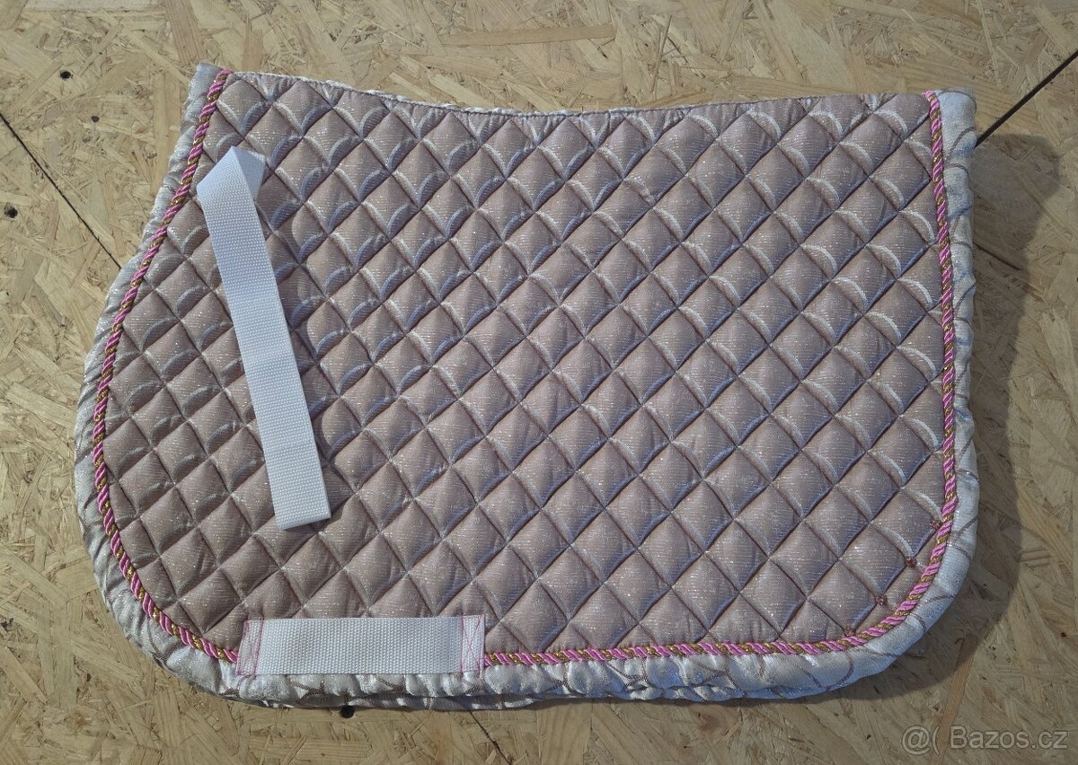 Více věcí na prodej. - 8